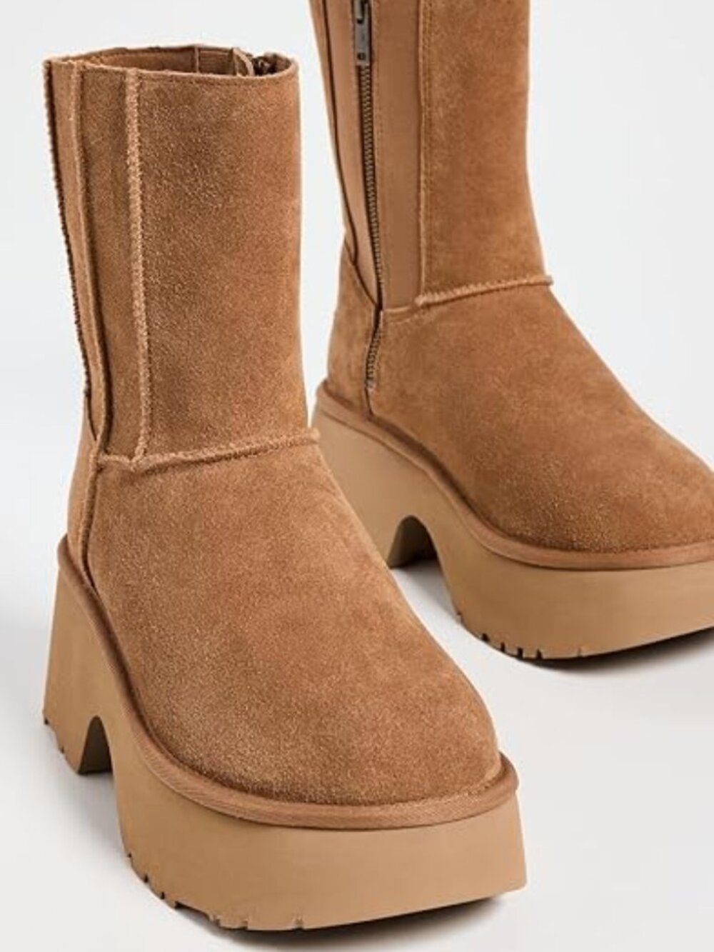 UGG Women’s Classic Twin Seam New Heights Chestnut Suede Platform Boots 10 NEW